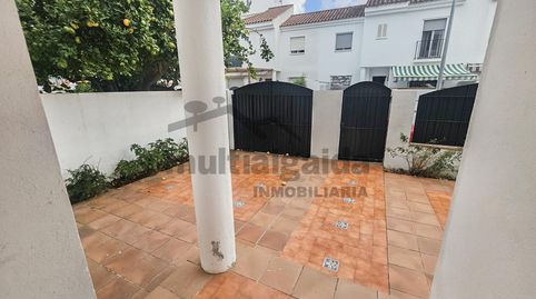 Foto 2 de Casa adosada en venda a Las Palmeras - Dehesilla, Sanlúcar de Barrameda