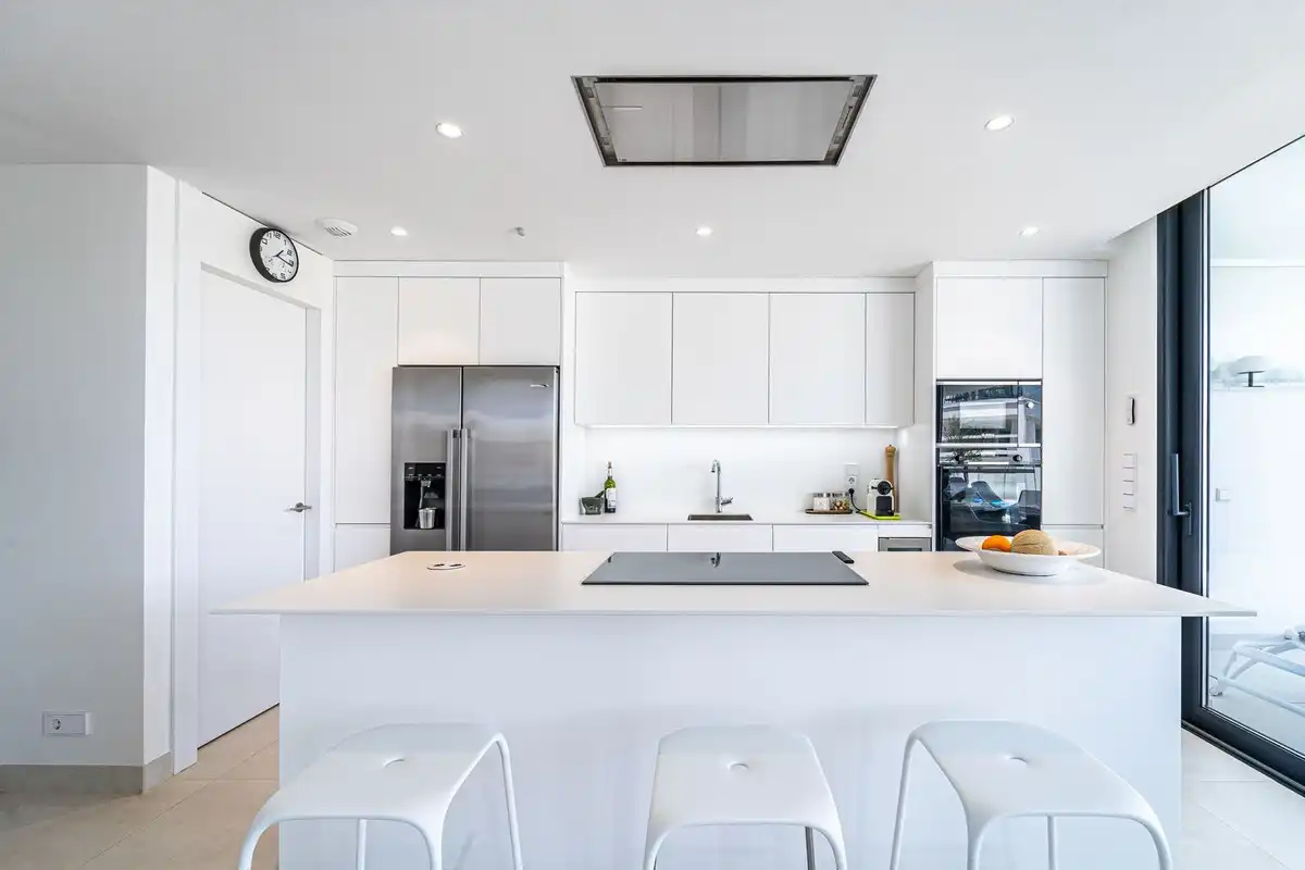 Cocina de Apartamento en venta en Fuengirola con Aire acondicionado, Trastero y Piscina comunitaria