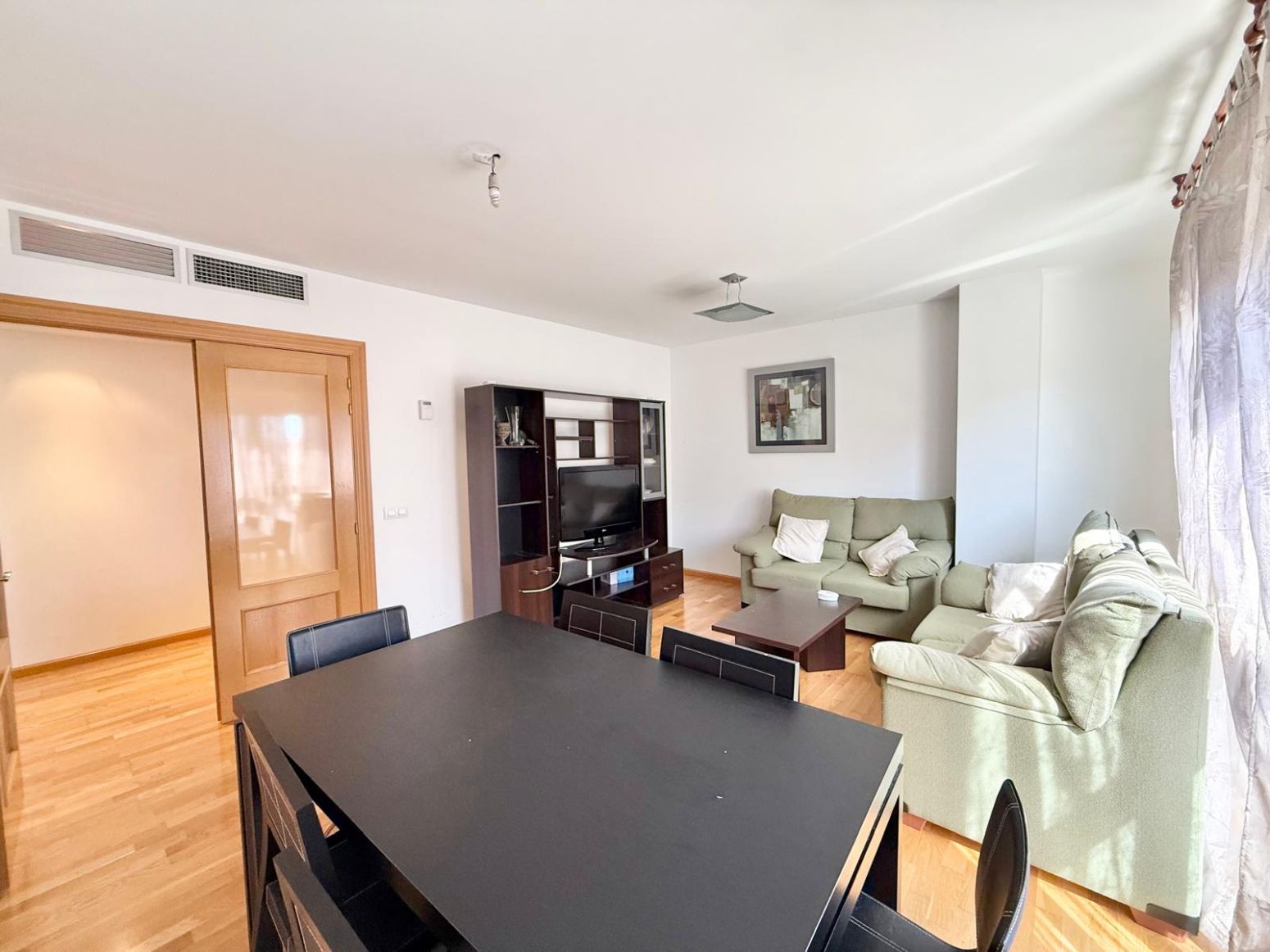 Living room of Flat for sale in  Logroño  with Heating, Parquet flooring and Storage room