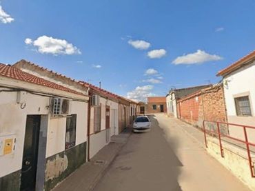 Casa en venta en Calle LONGUERA