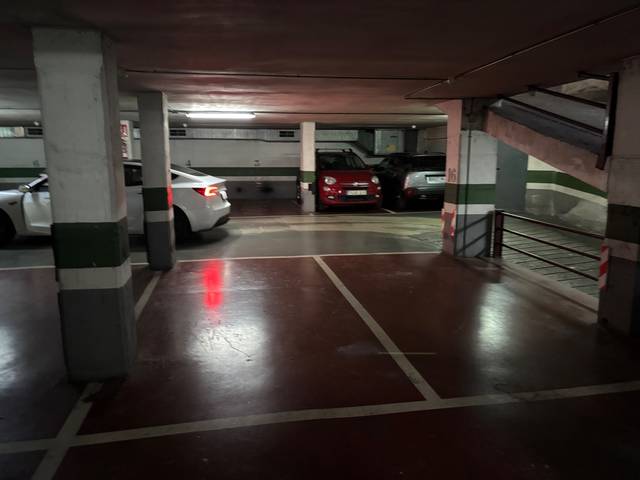 Garaje en Alquiler en Carrer de Sant Dalmir, 7 en La Teixonera