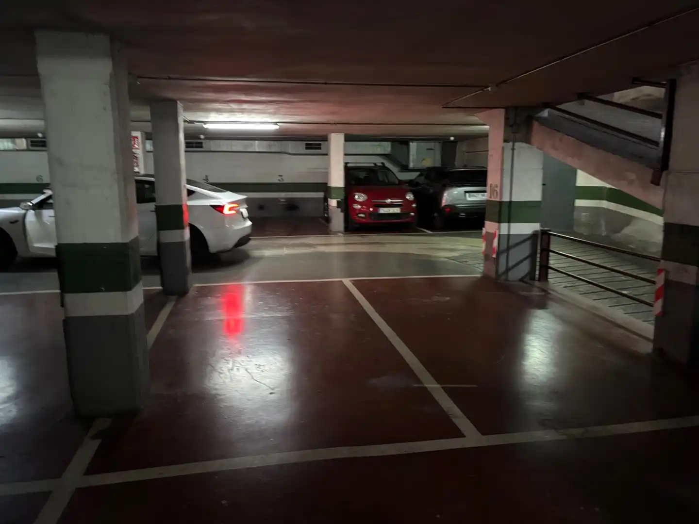 Parking of Garage for rent in  Barcelona Capital