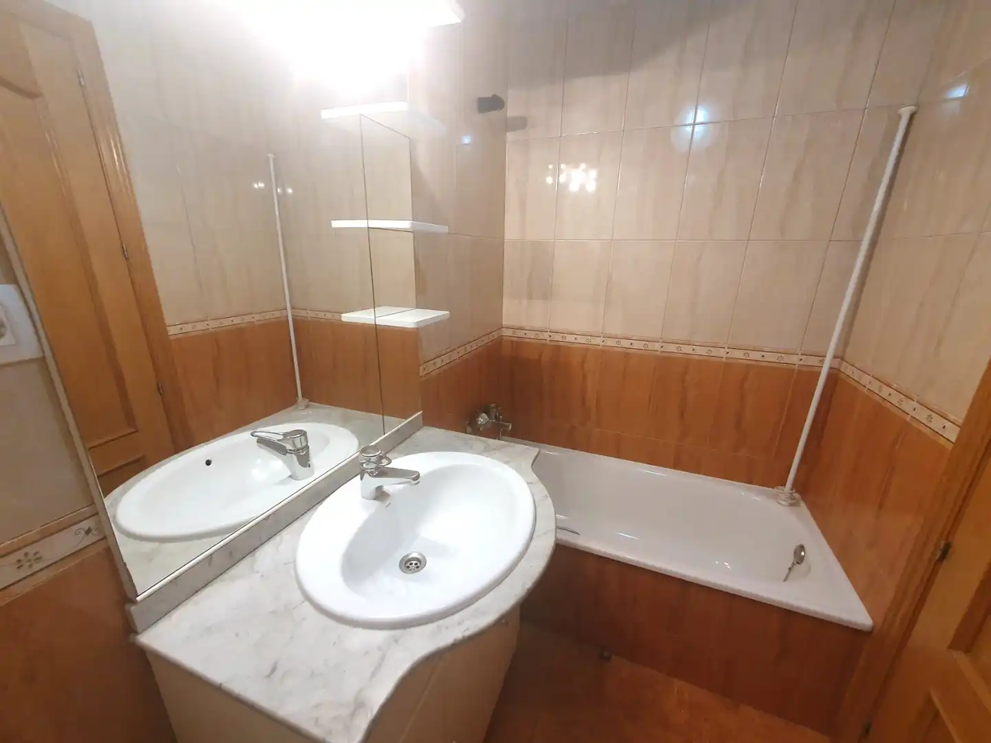 Baño de Piso en venta en Puertollano con Calefacción y Balcón