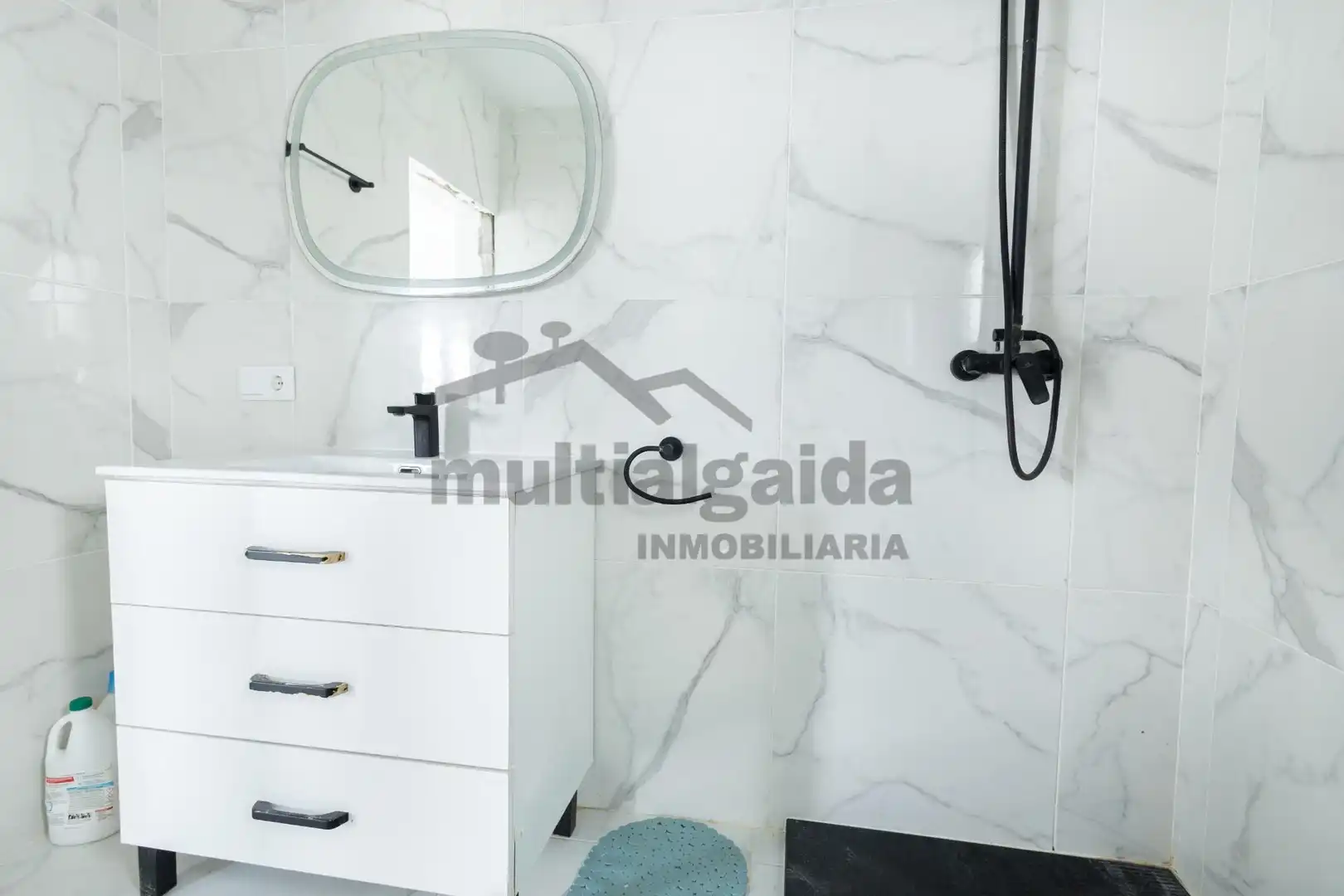 Bathroom of Country homes for sale in Sanlúcar de Barrameda  with Swimming Pool