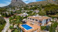 Vista exterior de Casa o xalet en venda en Jávea / Xàbia amb Aire condicionat, Terrassa i Piscina