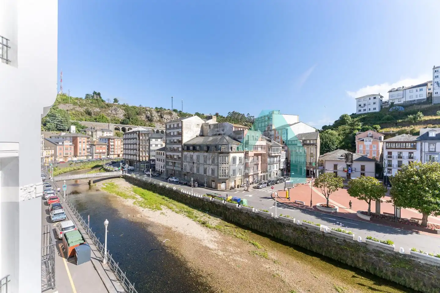 Vista exterior de Pis en venda en Valdés - Luarca amb Calefacció, Traster i Balcó