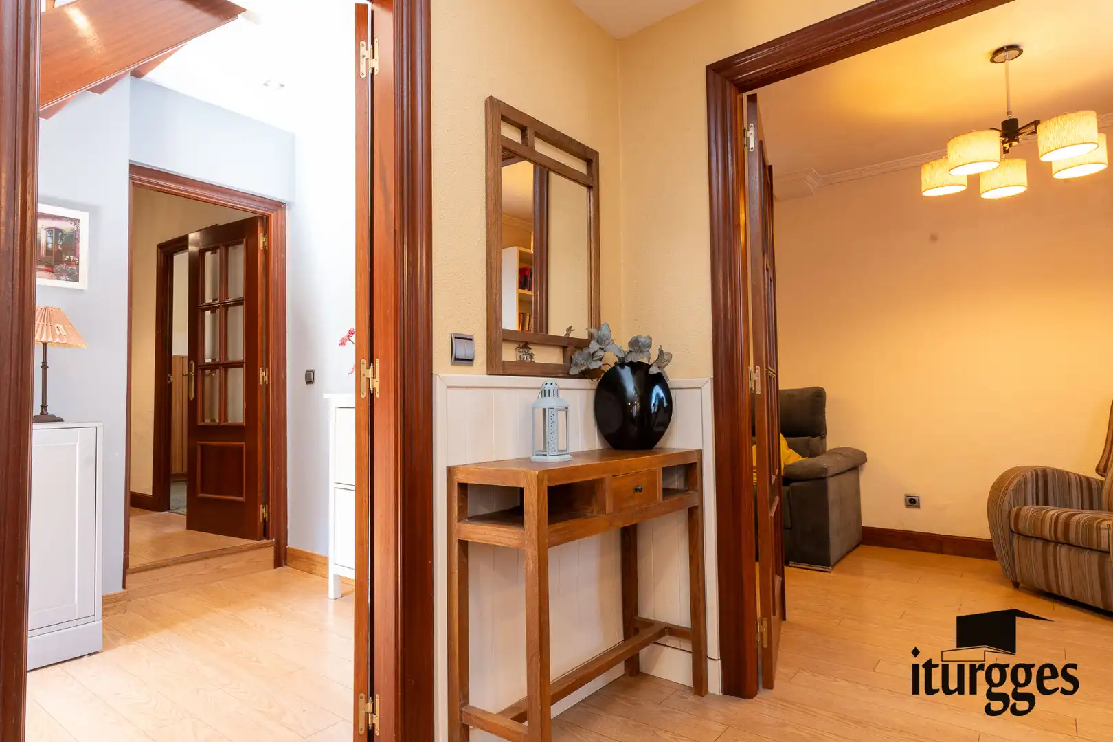 Casa adosada en venta en Gernika-Lumo con Jardín privado, Amueblado y Horno