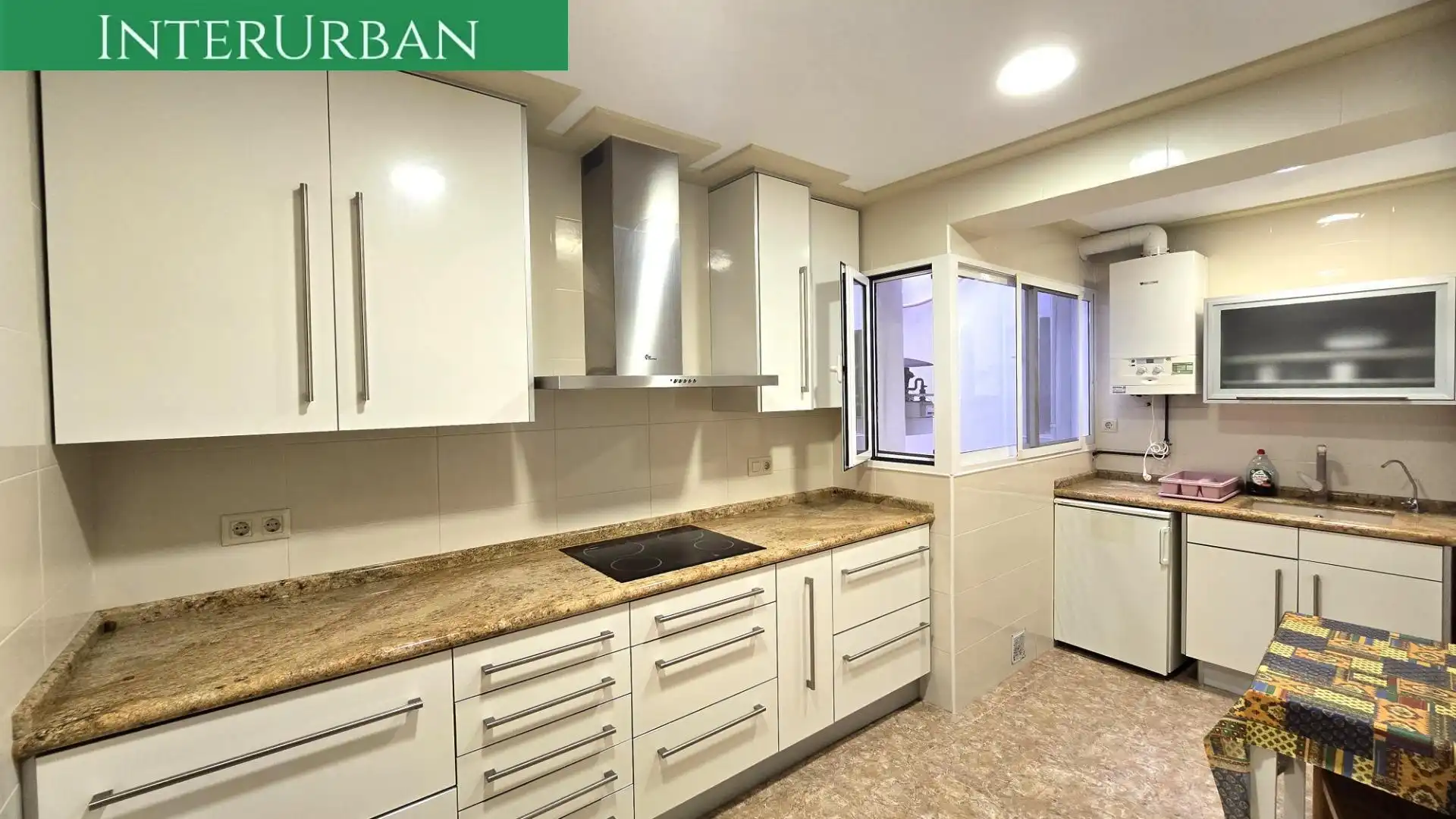 Flat for sale in Casco Antiguo , Llíria