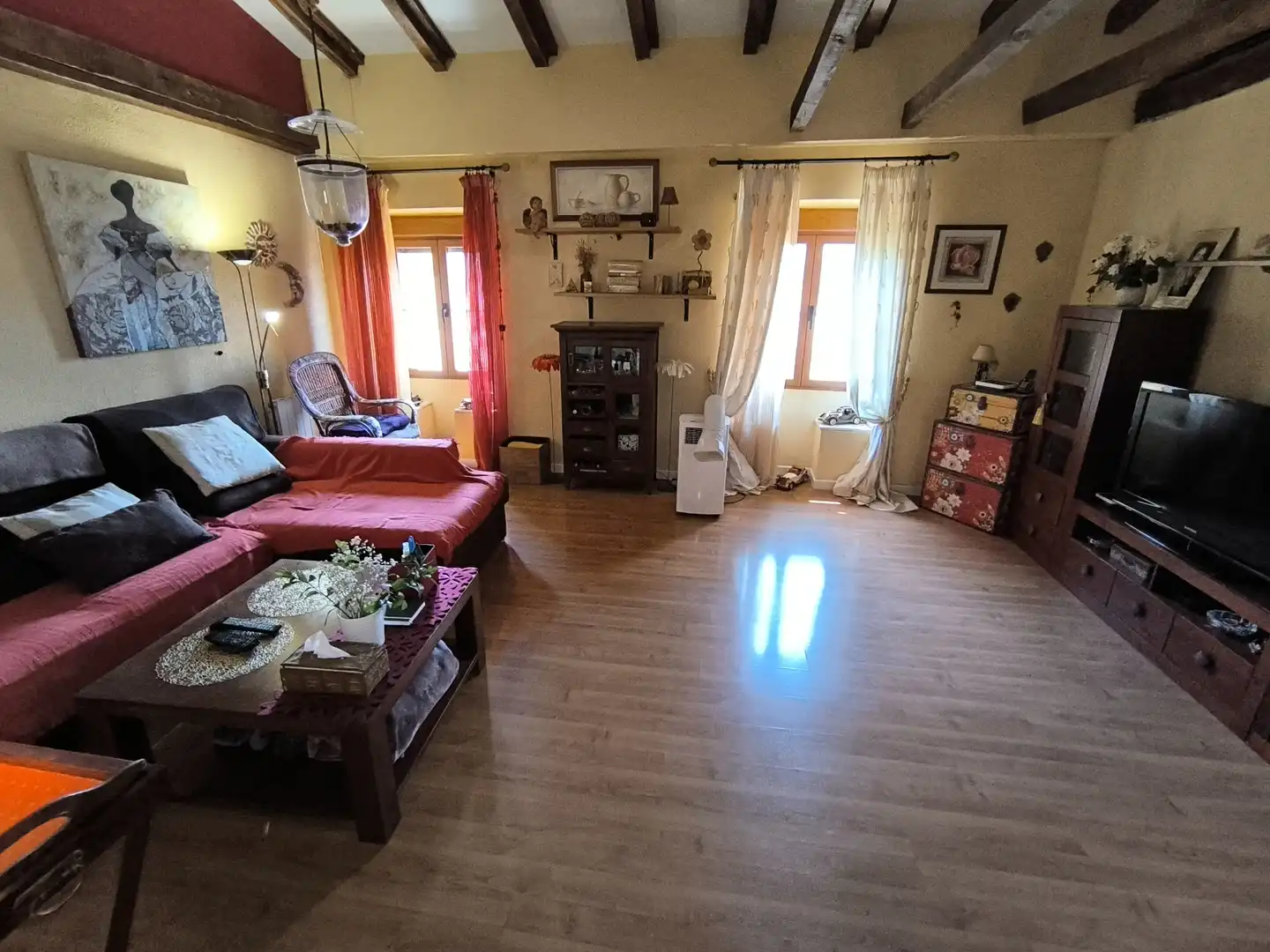 Sala de estar de Casa o chalet en venta en Valoria la Buena con Aire acondicionado, Calefacción y Terraza