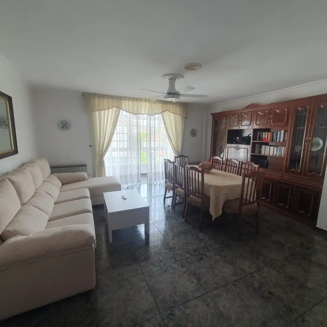 Living room of Flat for sale in Monforte de Lemos  with Heating, Parquet flooring and Terrace