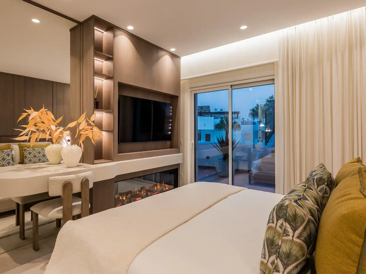 Bedroom of Duplexes for sale in Estepona  with Air Conditioner, Heating and Terrace
