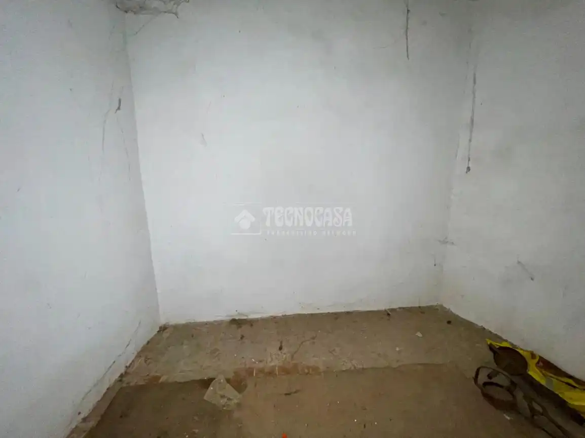 Finca rústica en venta en Ribatejada con Jardín privado