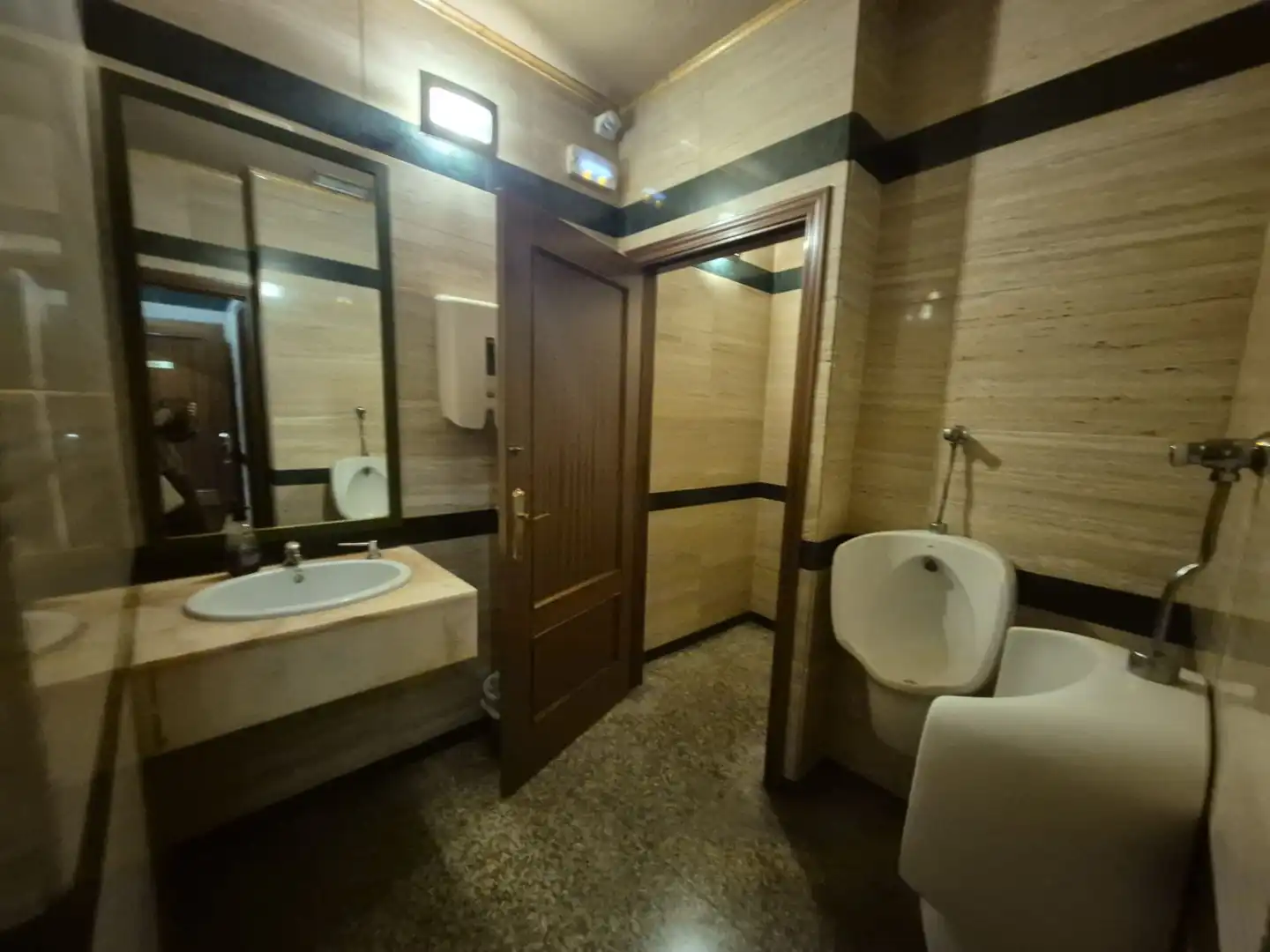 Business premises to rent in Bernardo Balbuena, imagen 37