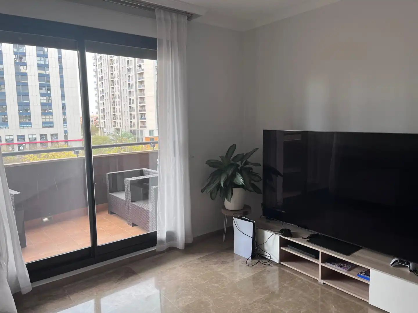 Wohnzimmer von Wohnung zum Verkauf in Valencia mit Klimaanlage, Heizung und Balkon
