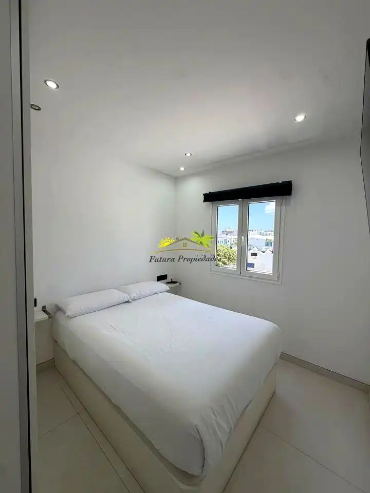 Habitación de Piso en venta en Haría con Amueblado