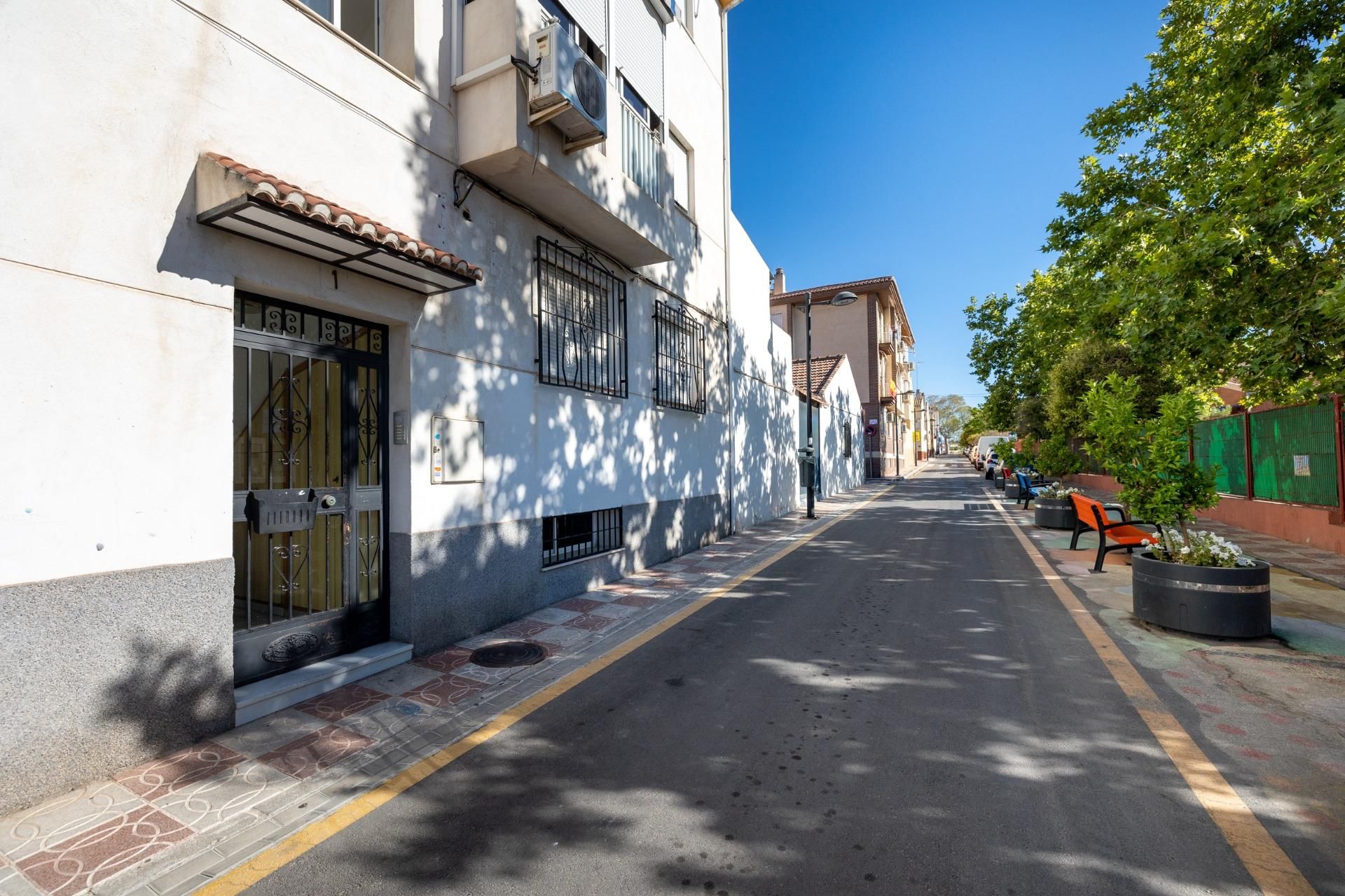 Außenansicht von Wohnungen zum verkauf in Armilla mit Klimaanlage, Heizung und Balkon
