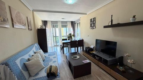 Foto 2 de Piso en venta en Via Parque, Benidorm