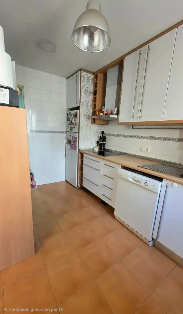 Cuina de Pis en venda en El Puerto de Santa María amb Aire condicionat, Terrassa i Traster