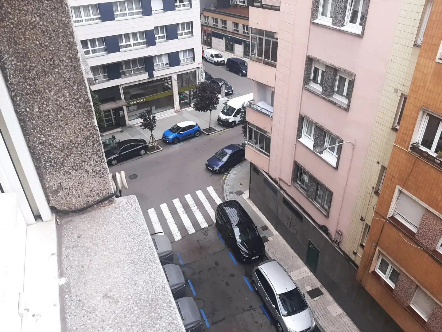 Aparcament de Pis en venda en Gijón  amb Parquet