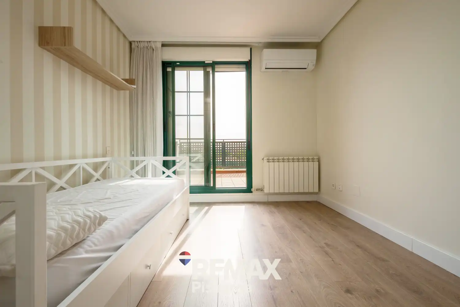 Villa mit Pool zum Verkauf in Calle José María Castilviejo 41, imagen 49