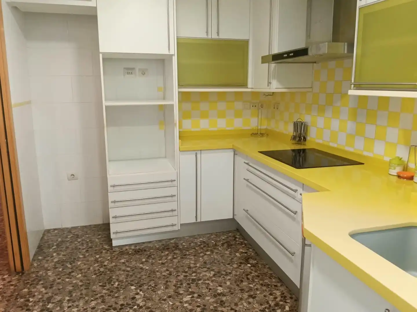 Cocina de Piso de alquiler en Sant Rafael 