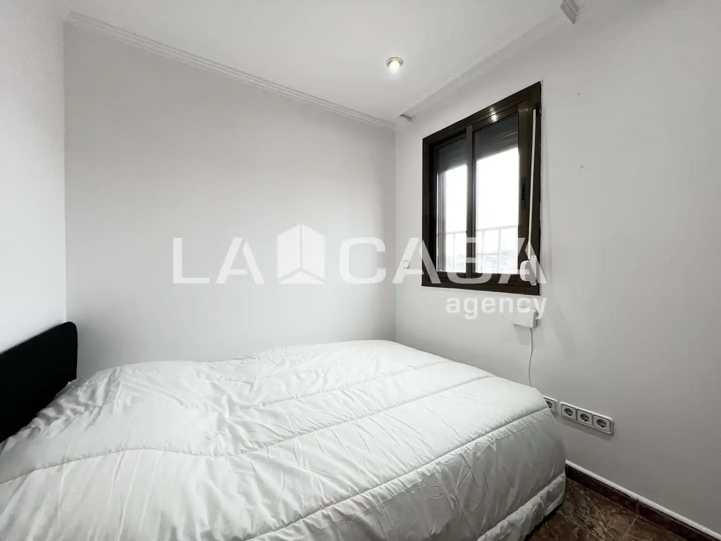 Habitación de Piso en venta en Badalona con Calefacción