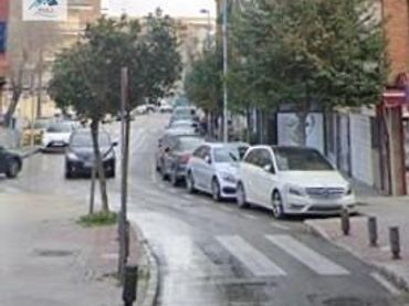 Pis amb balcó en venda a Calle MADRID