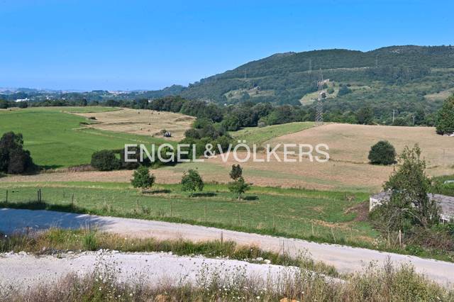 Casa-chalet en Venta en poligono 107, parcela 79 en Villaescusa (Cantabria)