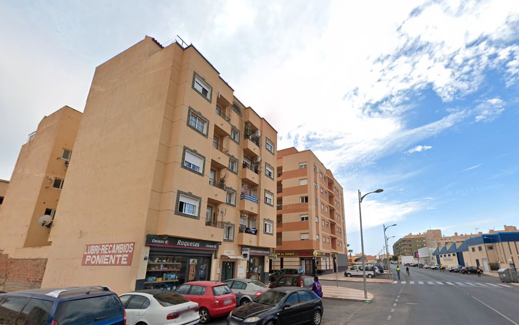 Exterior view of Flat for sale in Roquetas de Mar
