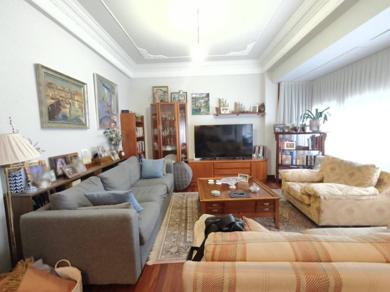Living room of Flat for sale in Bilbao   with Heating and Balcony