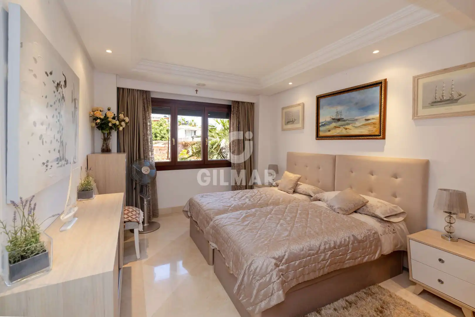 Habitación de Planta baja en venta en Estepona con Calefacción, Jardín privado y Trastero
