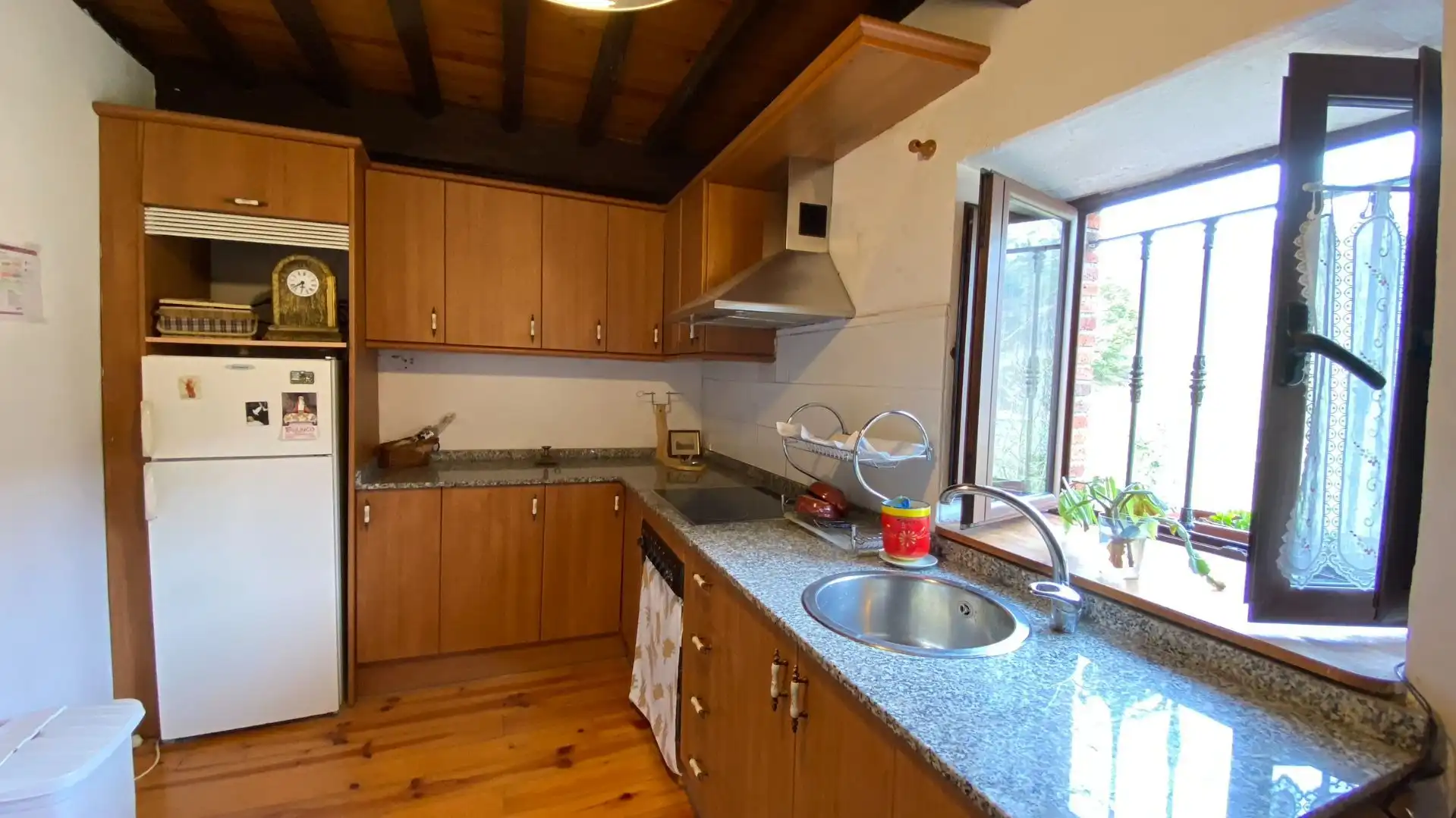 Kitchen of Houses for sale in Cangas de Onís  with Heating and Private garden