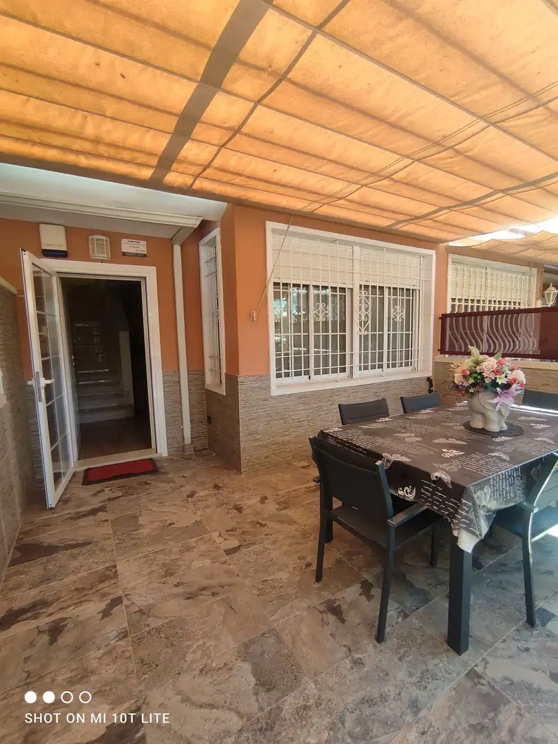 Reihenhaus mit Pool zum Verkauf in Elche ciudad