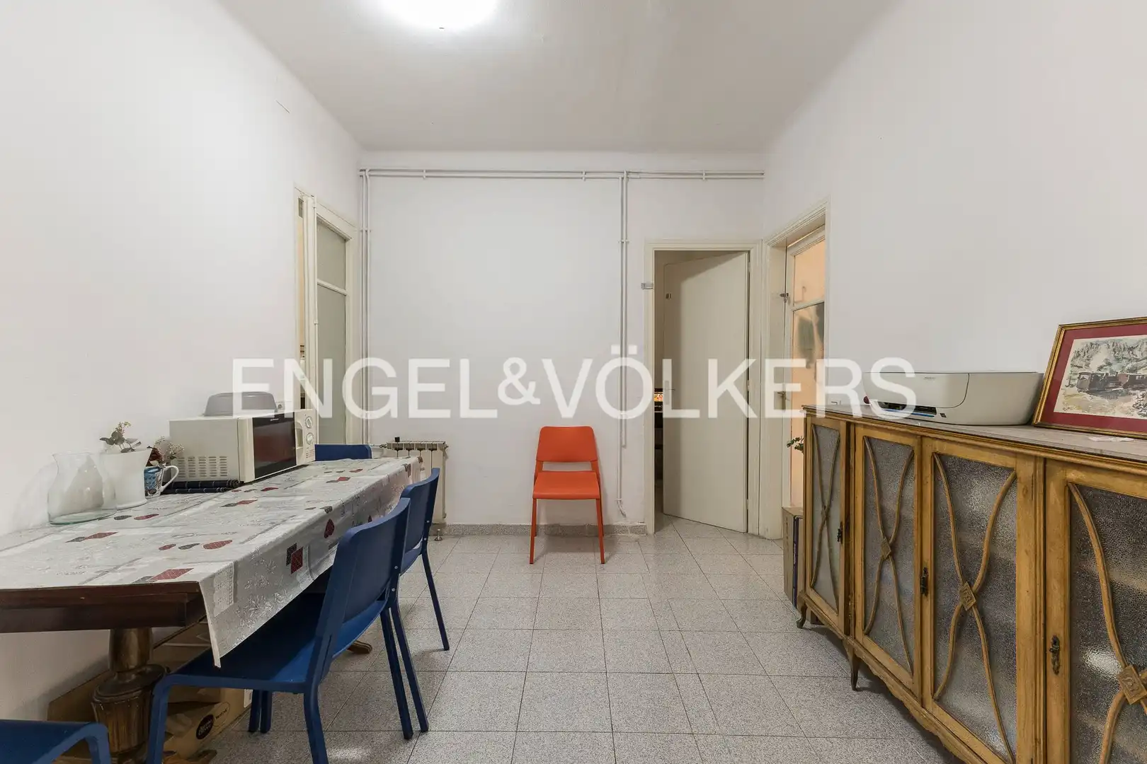 Flat for sale in Barcelona  with Heating