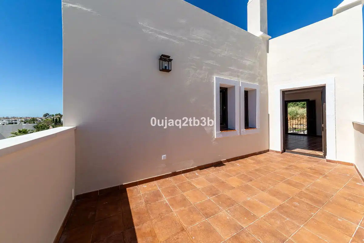 Terraza de Casa adosada de alquiler en Estepona con Aire acondicionado, Jardín privado y Terraza