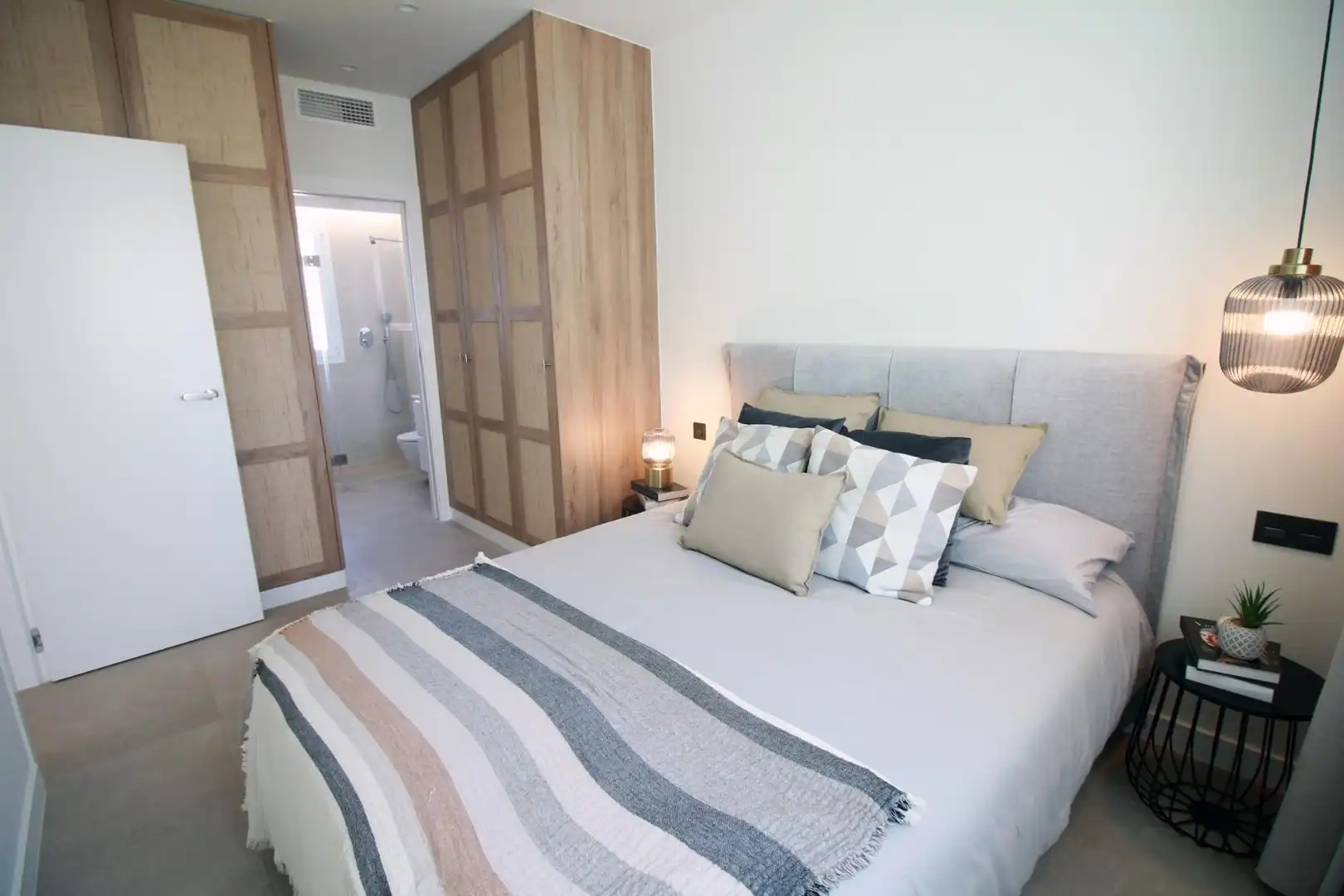 Habitación de Casa o chalet en venta en Pilar de la Horadada con Jardín privado, Terraza y Piscina comunitaria