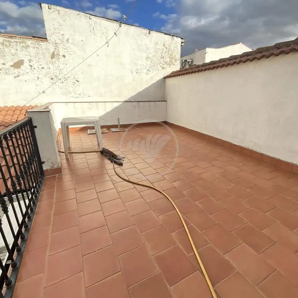 Terrassa de Casa o xalet en venda en Linares amb Aire condicionat i Terrassa