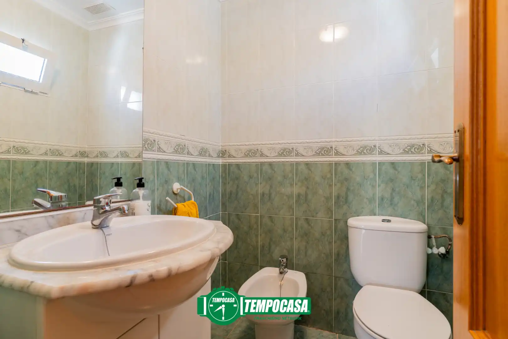 Bathroom of Houses for sale in Sueca  with Heating, Terrace and Storage room