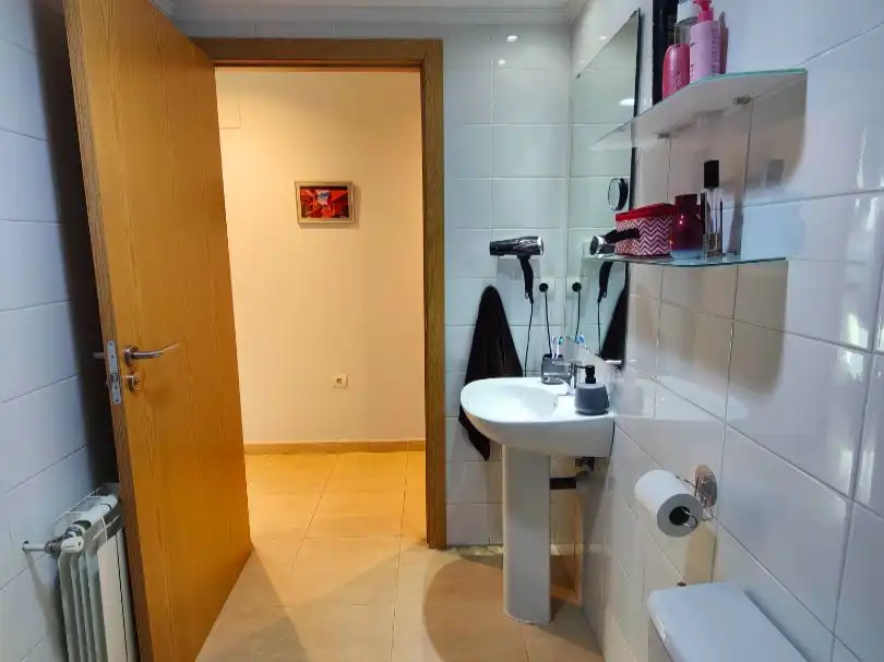 Bathroom of Flat for sale in Badajoz Capital  with Air Conditioner