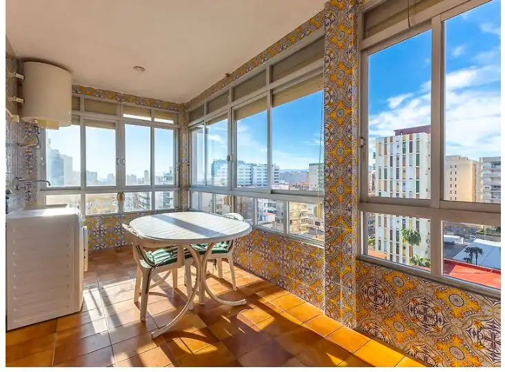 Vista exterior de Apartament en venda en Gandia amb Terrassa i Moblat