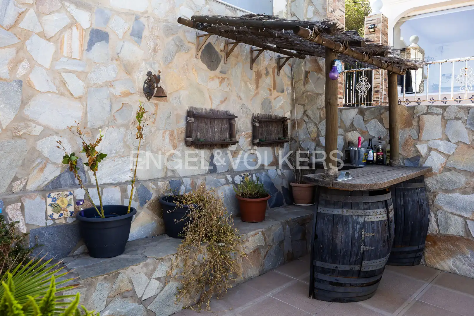 Terraza de Casa o chalet en venta en Chiclana de la Frontera con Aire acondicionado, Calefacción y Jardín privado
