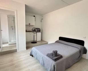 Dormitori de Estudi per a compartir en  Barcelona Capital amb Aire condicionat, Calefacció i Terrassa