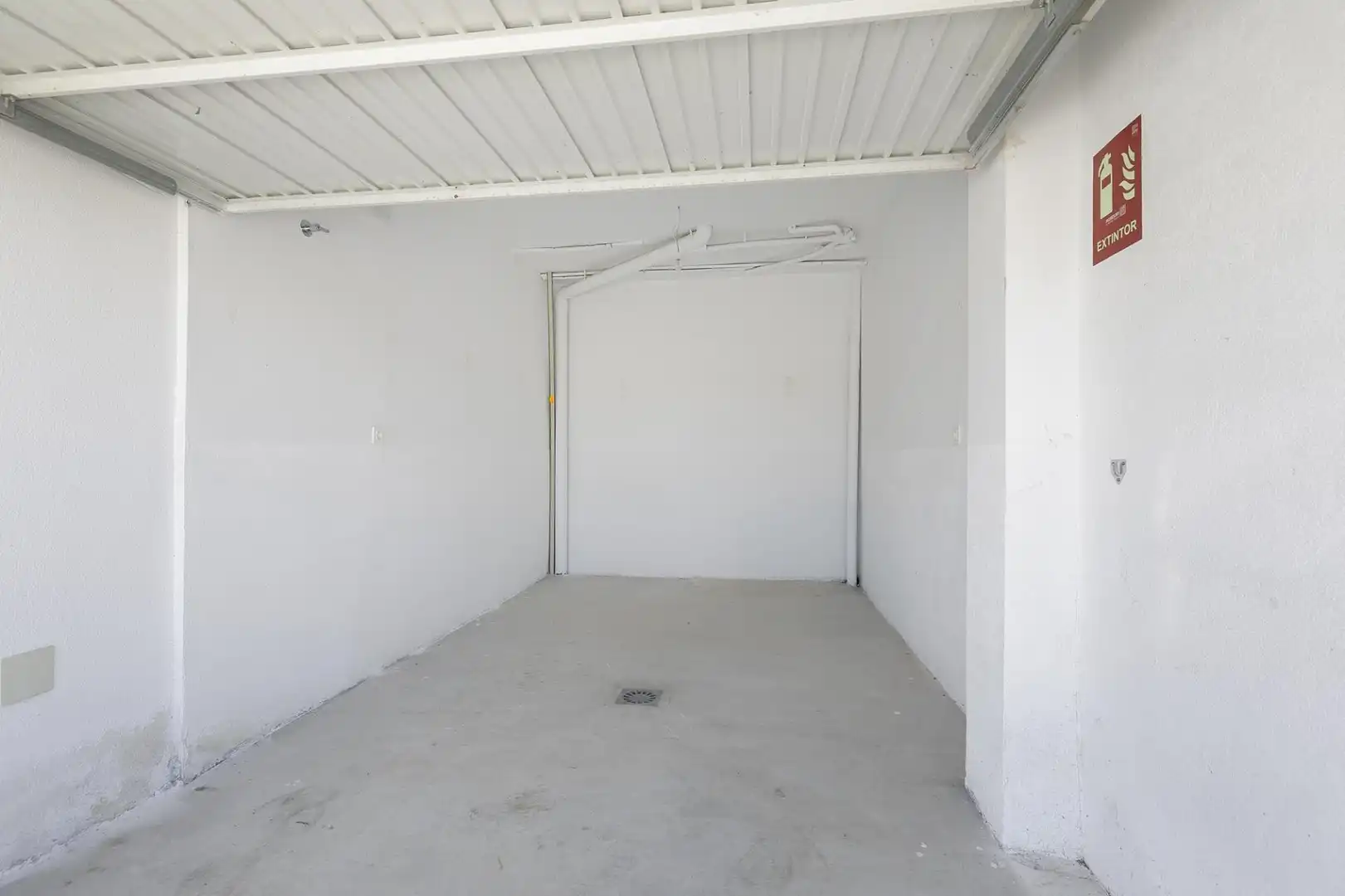 Casa adosada en venda en Alquife amb Traster i Balcó