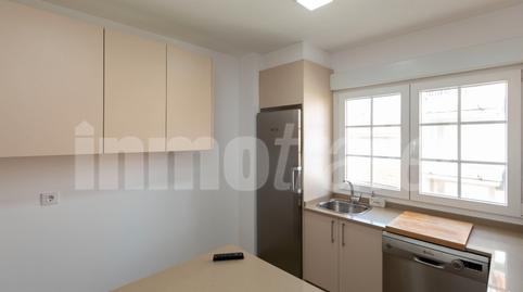 Foto 2 de Piso de alquiler en Rua Areal, 22