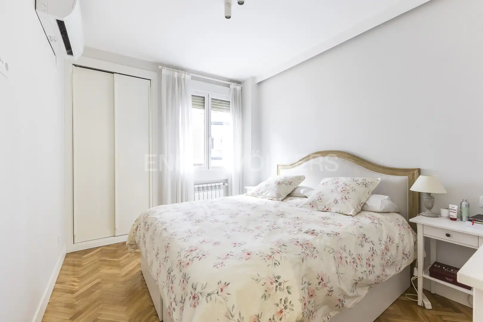 Habitación de Piso en venta en Madrid con Aire acondicionado, Calefacción y Terraza