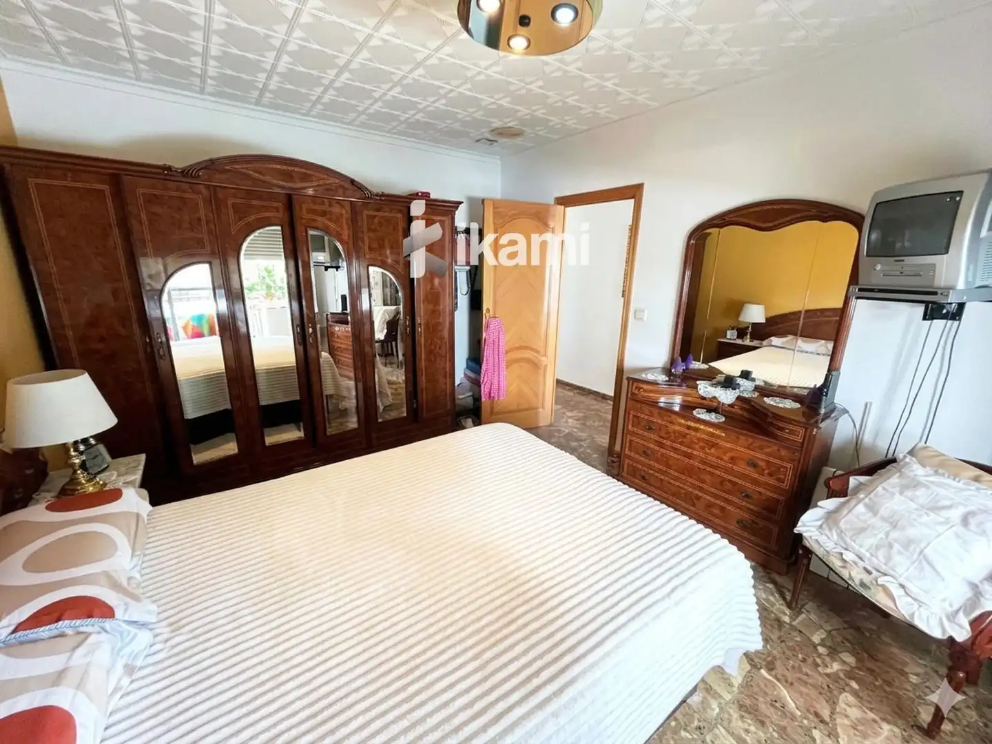 Schlafzimmer von Dachboden zum Verkauf in La Font d'en Carròs mit Terrasse