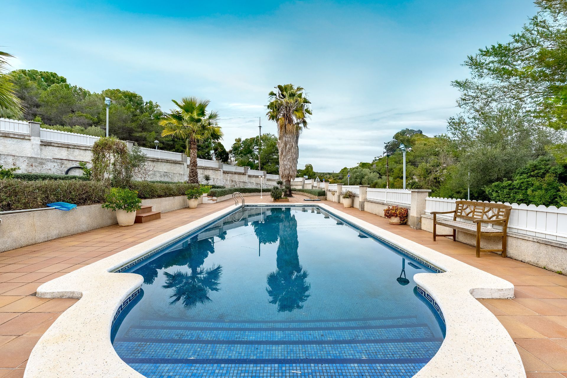 Piscina de Casa o xalet en venda en Calafell amb Aire condicionat, Calefacció i Jardí privat
