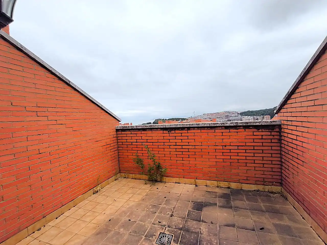Terraza de Casa adosada en venta en Castro-Urdiales con Calefacción, Terraza y Balcón