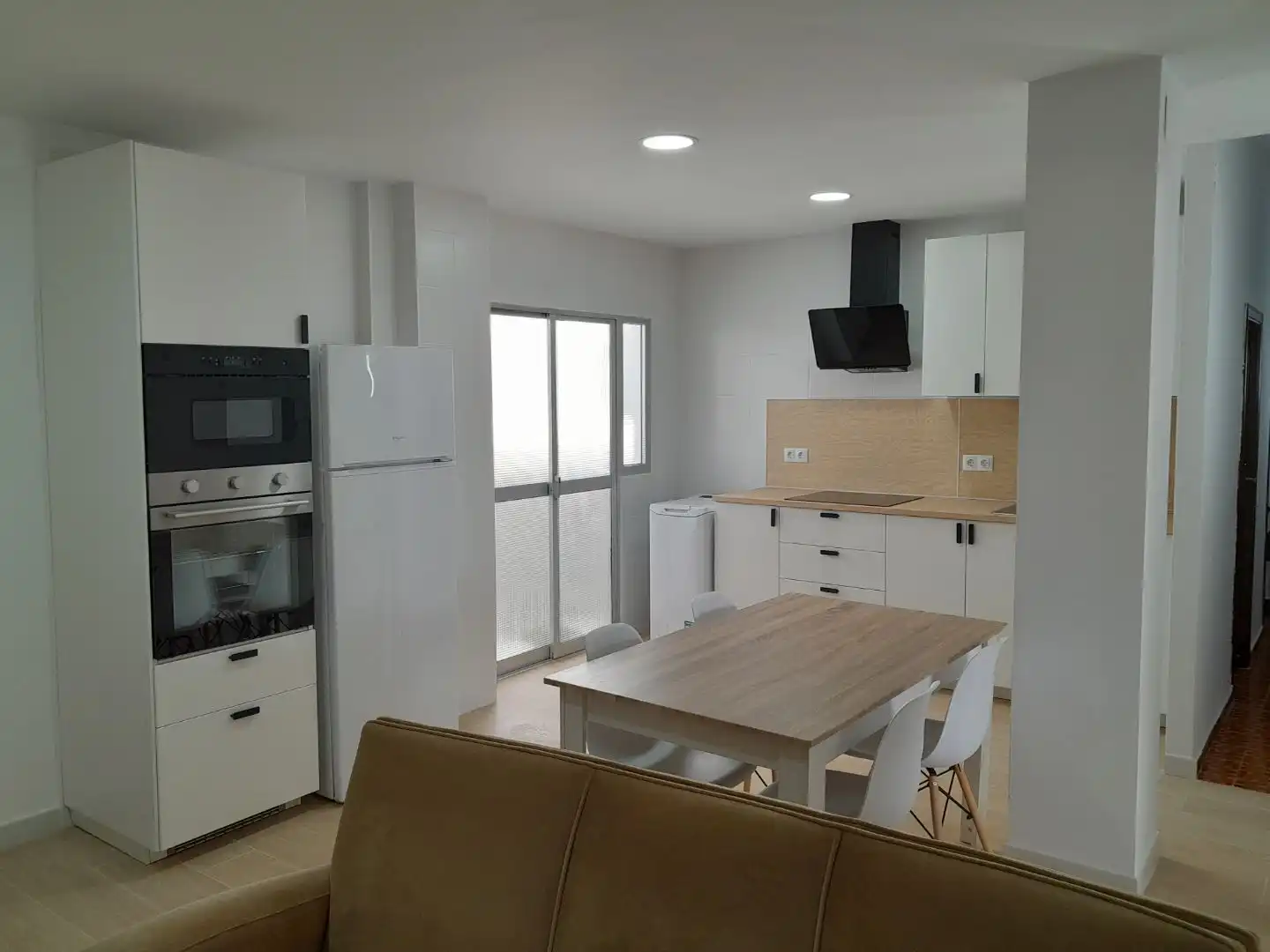 Cuina de Pis en venda en  Sevilla Capital amb Aire condicionat, Terrassa i Balcó