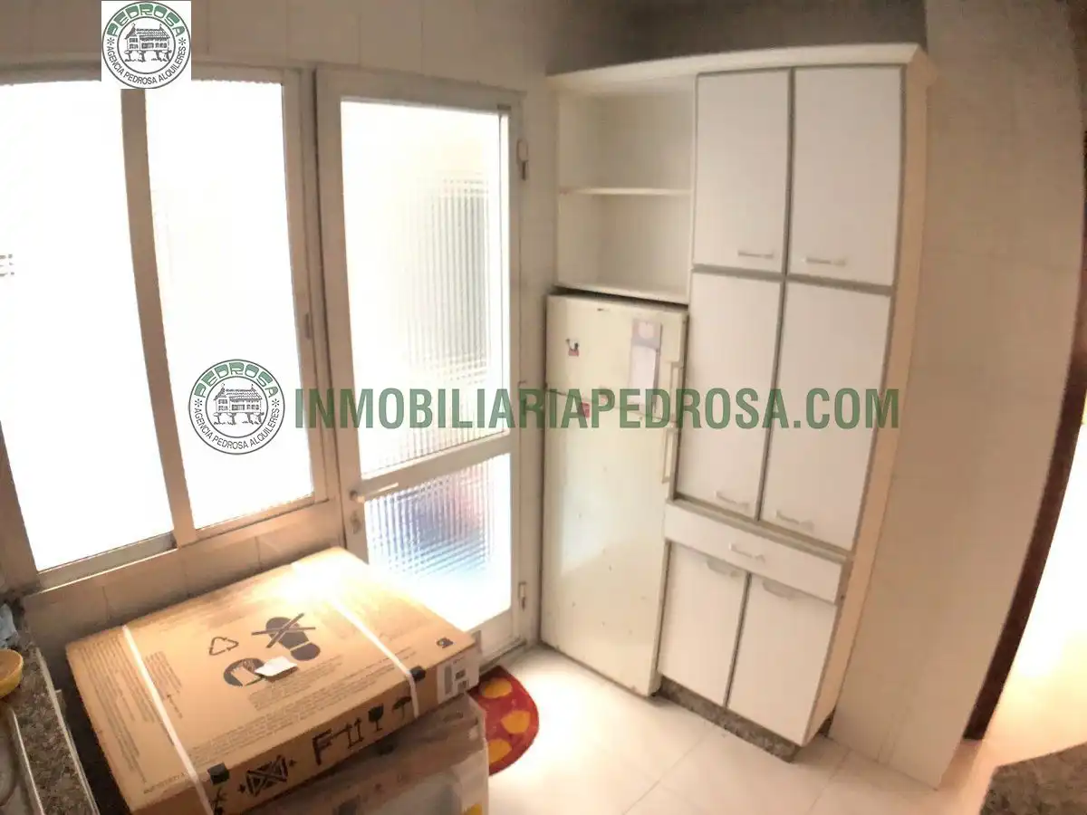 Study for rent in Calle cruz bermella (da), Zona de Plaza de Barcelos